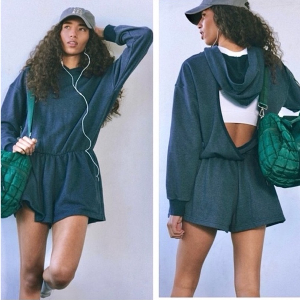 NWOT FP Movement by Free People Such A Flirt Romper in Midnight Navy Size XS